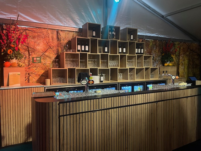 Flow bar 480 cm compleet incl achterkasten, opzetblokken en koeling - Afbeelding 2